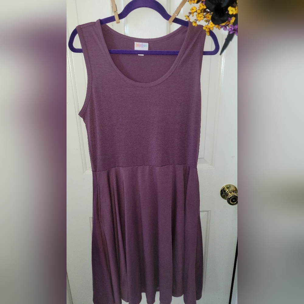 Vet fund sale!! EUC Lularoe purple sleeveless jumper dress with pockets Large